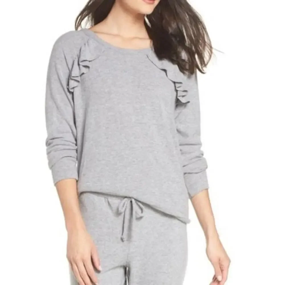 CHASER Love Ruffle Knit Pullover in Small - Picture 1 of 8